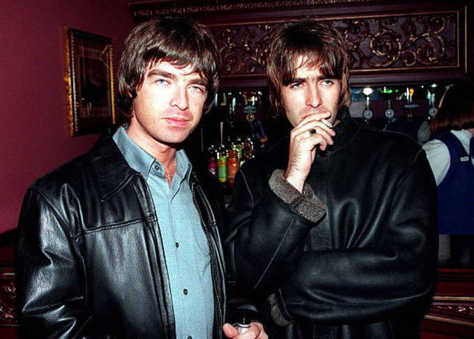 16 90s Photos Of Oasis At The Very Beginning